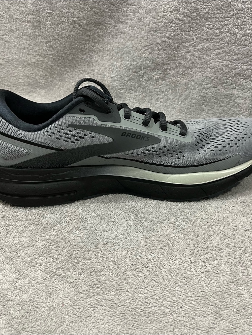 Brooks Trace 3 mens running shoes size 10 (D) Gray Black color - Picture 5 of 11